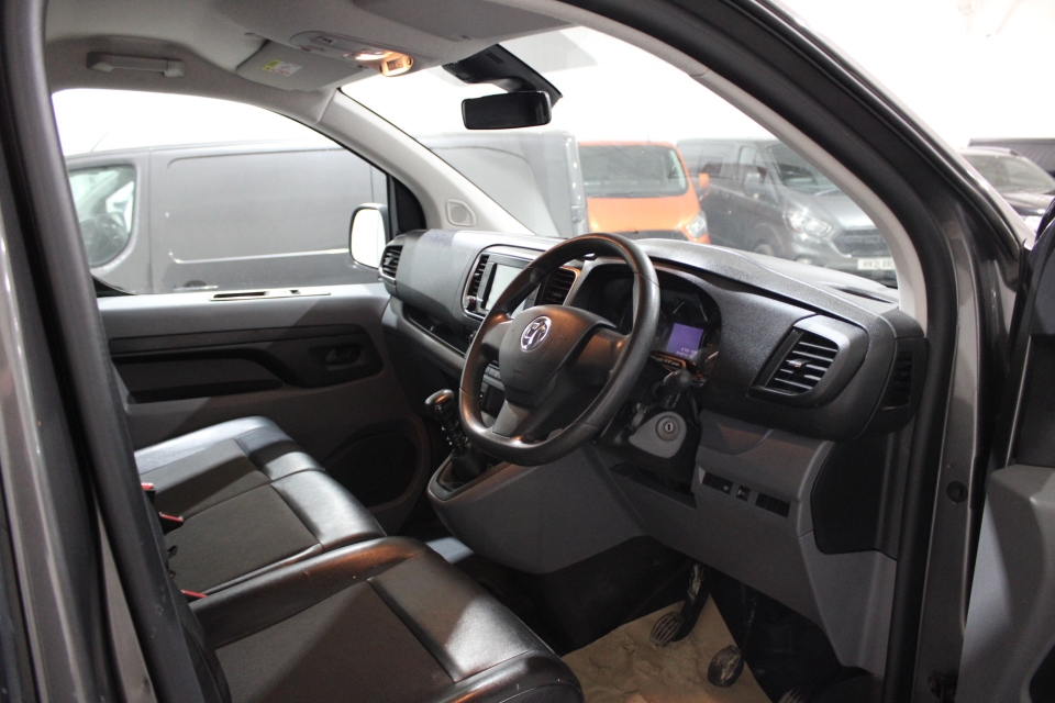 Vauxhall Vivaro 