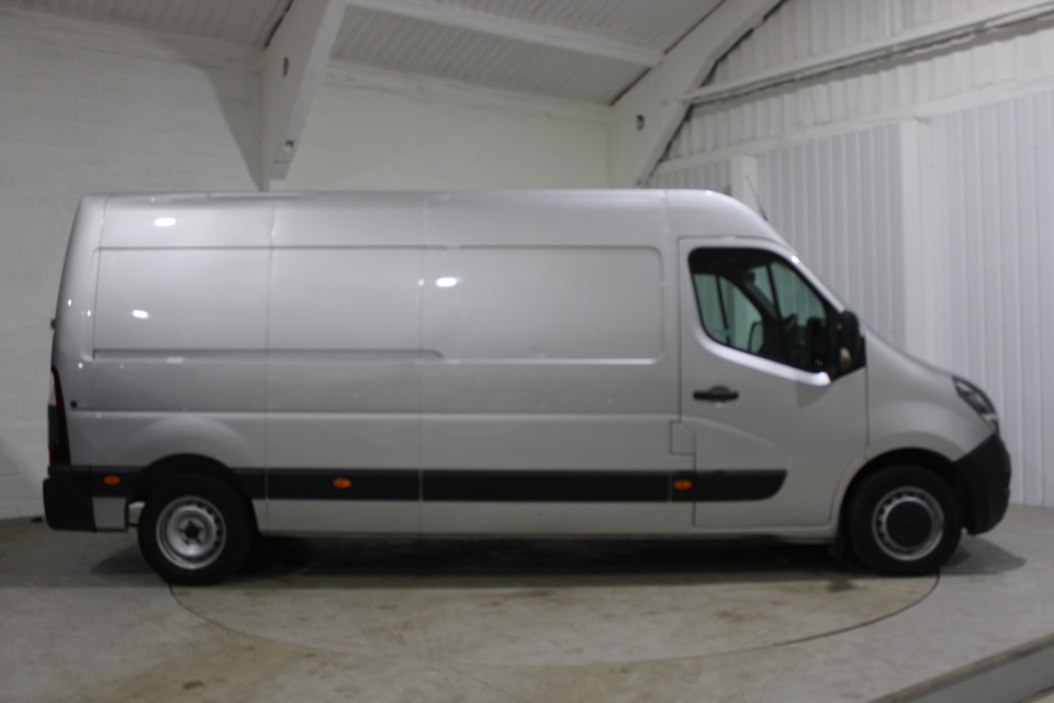 Vauxhall Movano 