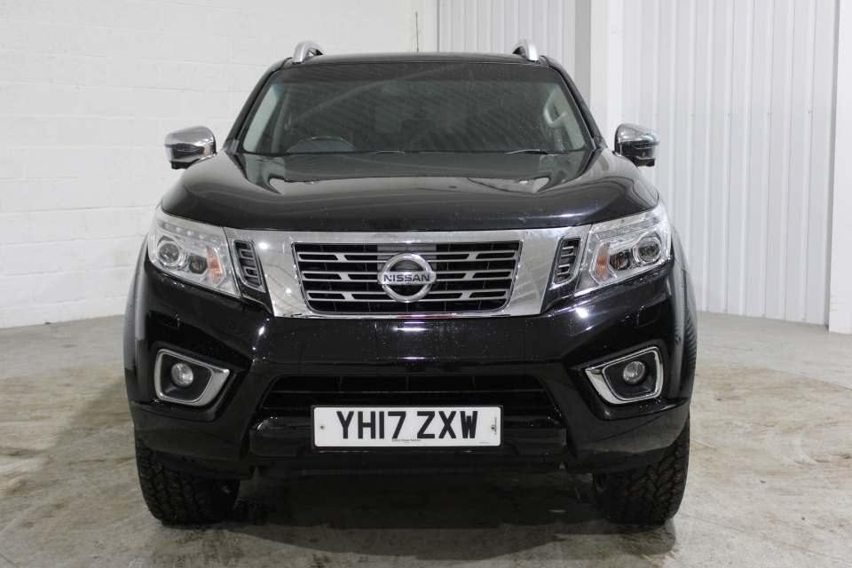 NISSAN NAVARA 