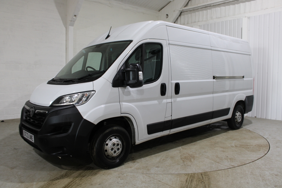 VAUXHALL MOVANO 