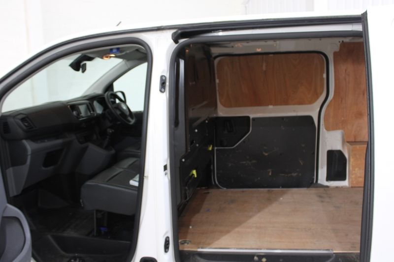 Vauxhall Vivaro 