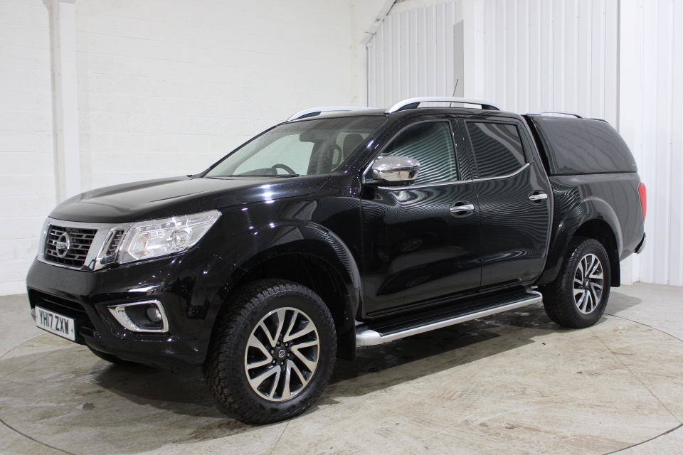 NISSAN NAVARA 