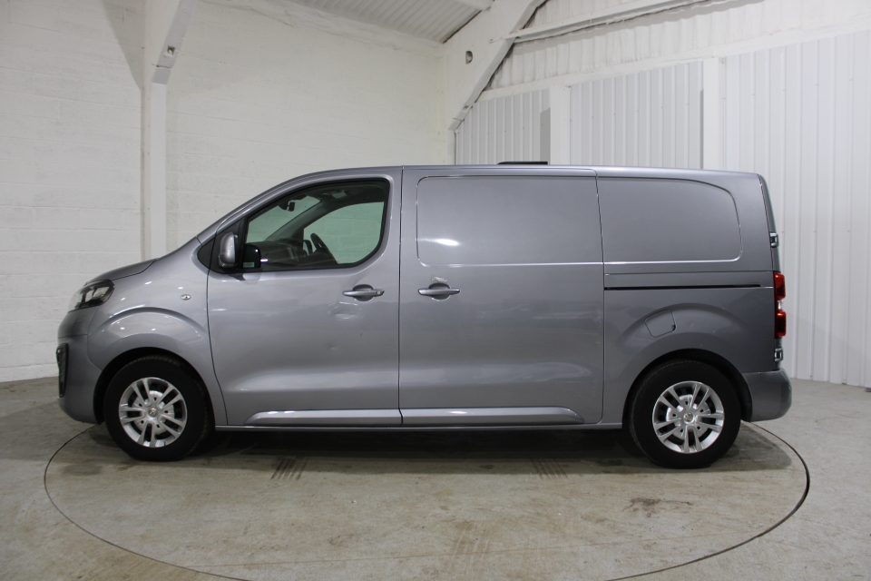 Vauxhall Vivaro 