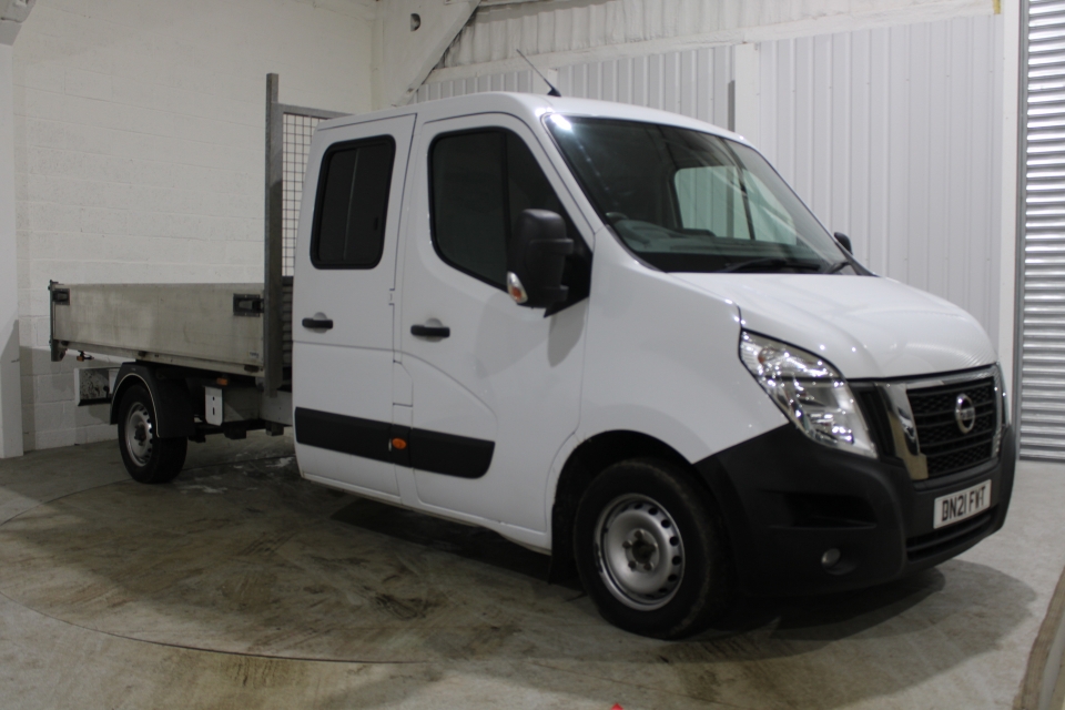 Nissan NV400 